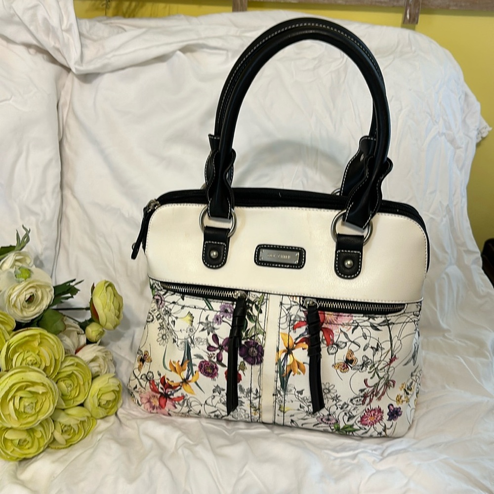 Coco & Carmen Floral Bag